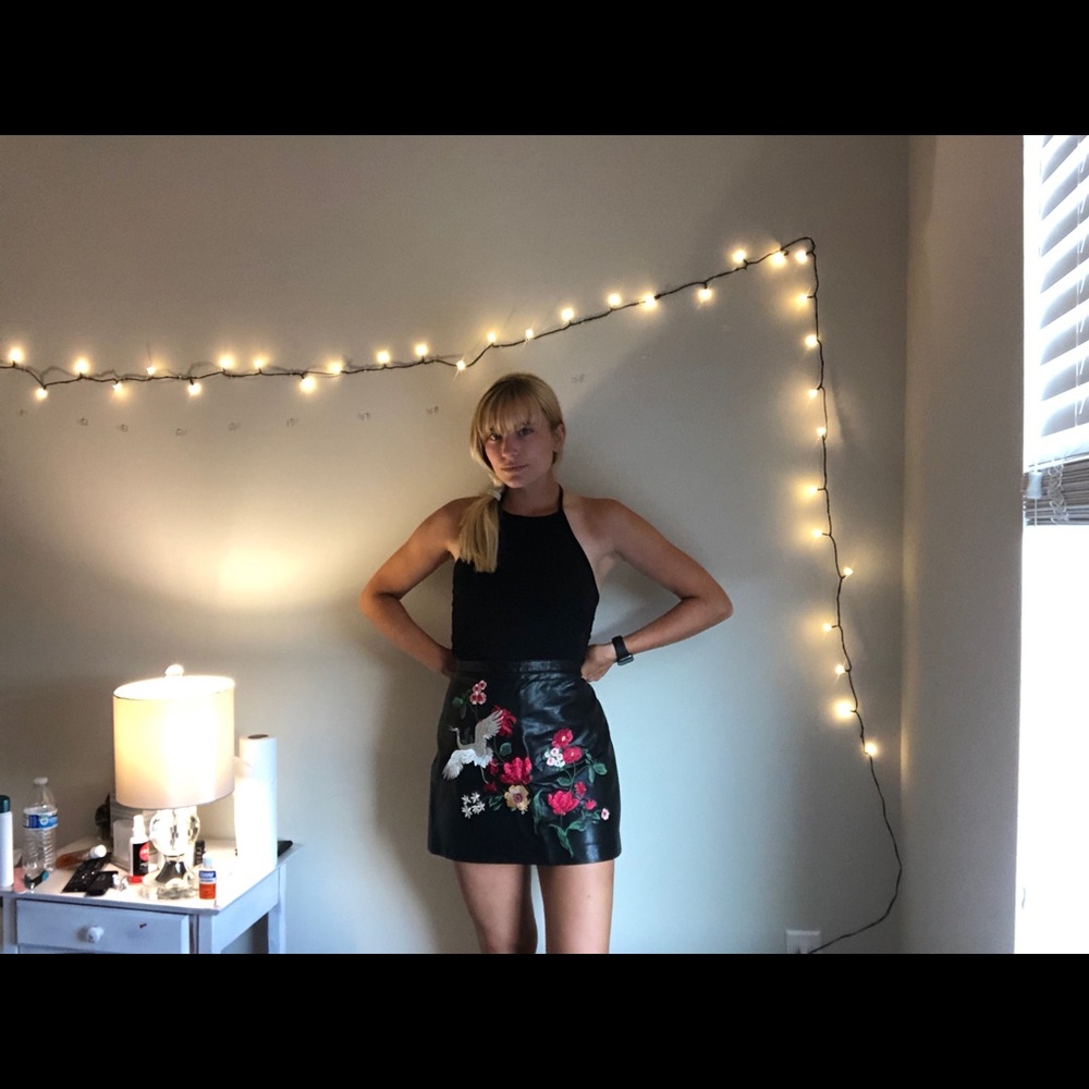 leather skirt